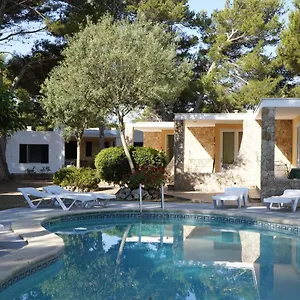 https://apartamentos-playa-calan-blanes.balearic-islands.net