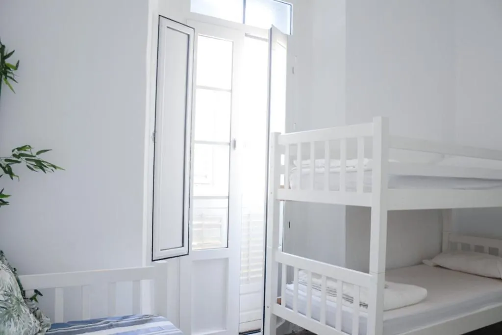 Guest house Lion Hostel By Kitesurf Tarifa Spain