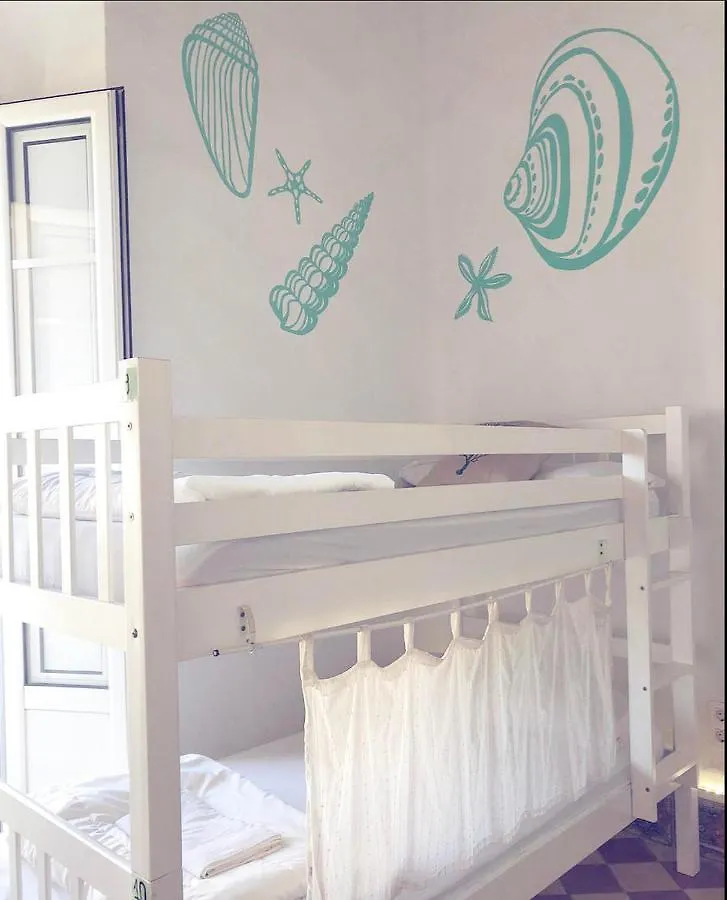 Guest house Lion Hostel By Kitesurf Tarifa