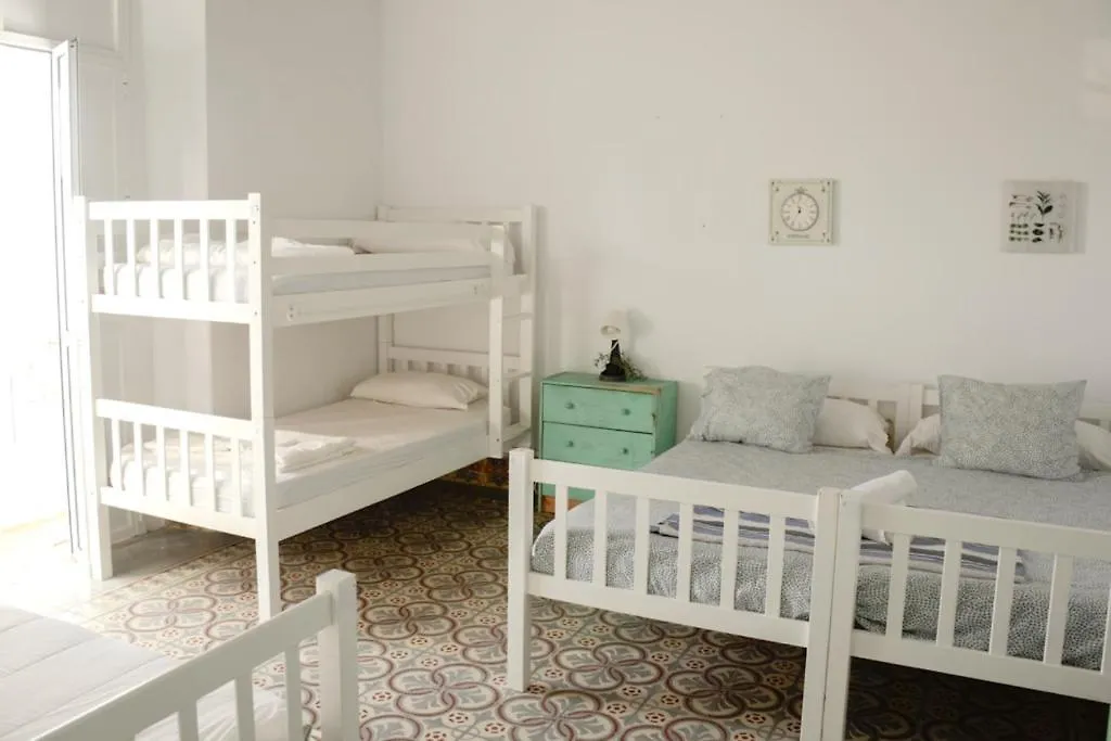 Guest house Lion Hostel By Kitesurf Tarifa