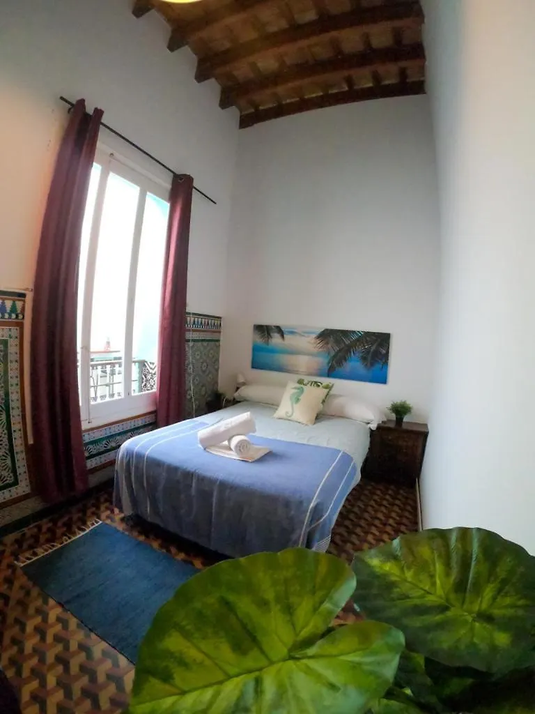 Lion Hostel By Kitesurf Tarifa 0*,