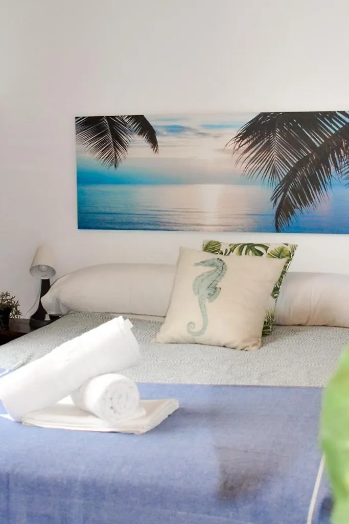 Lion Hostel By Kitesurf Tarifa Gæstehus